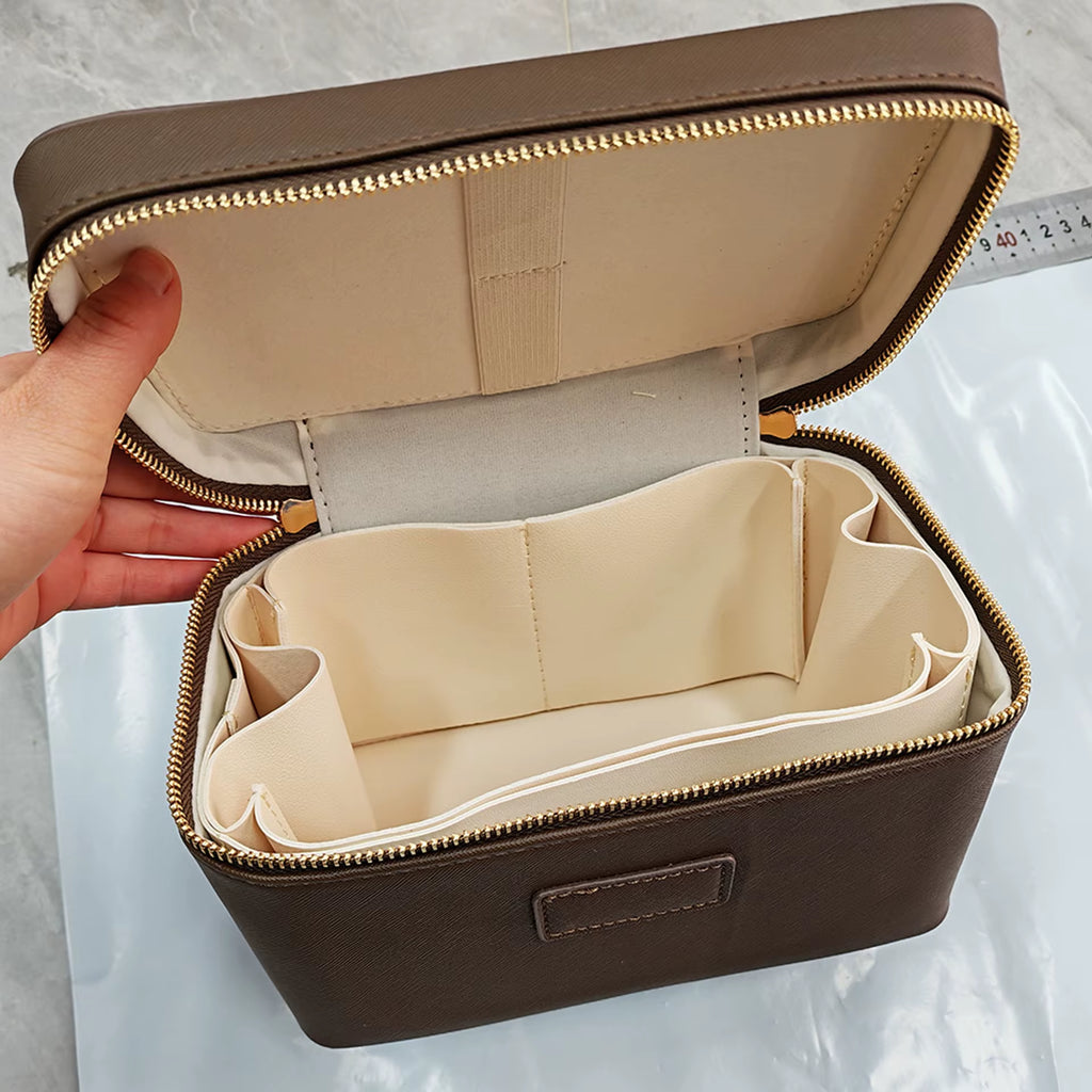 Fashion PU Handheld Makeup Bag with Compartment Large Capacity Portable Leather Makeup Pack Waterpoor Leather Cosmetic Pouch