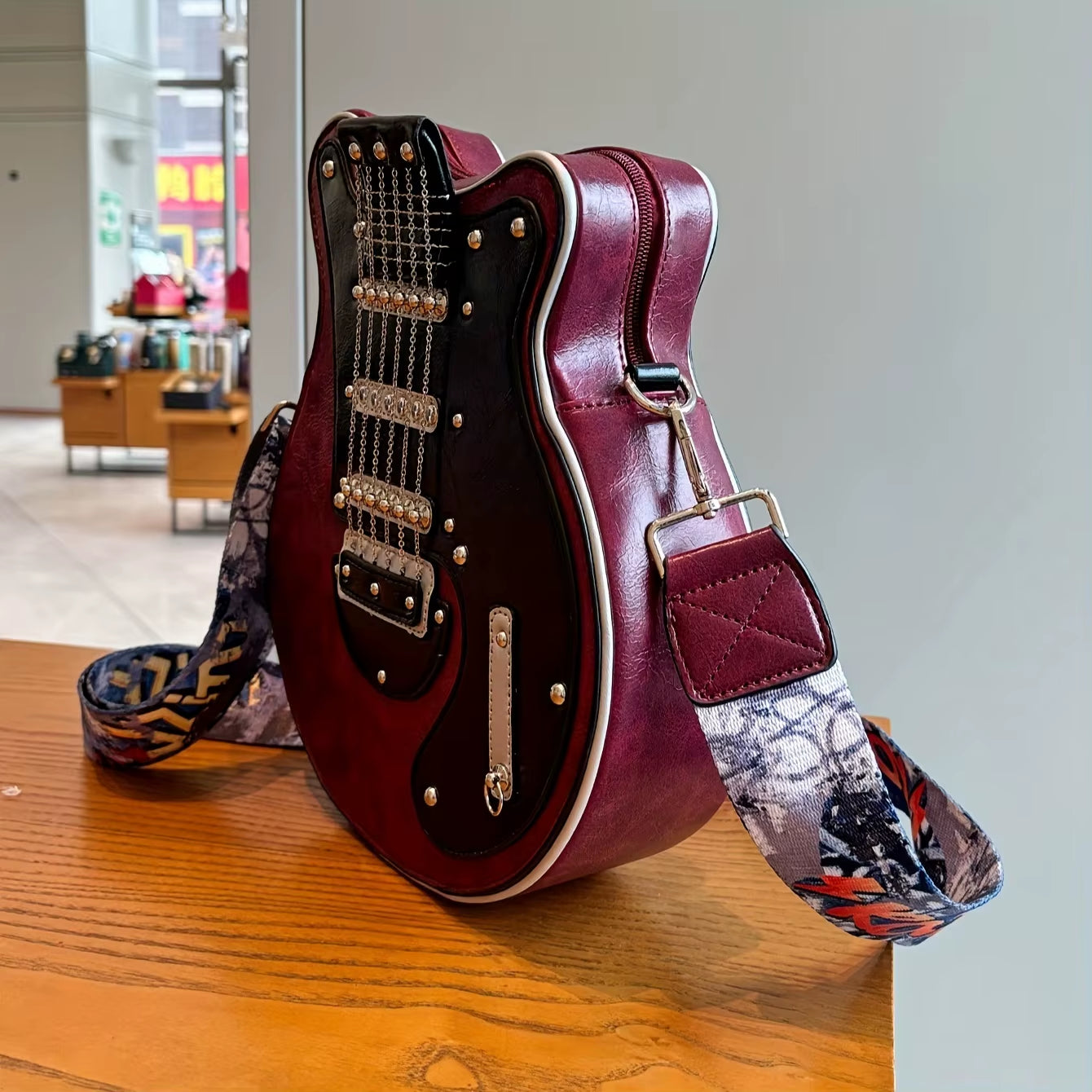 2024 Niche Guitar Shaped Y2K Style Novel Crossbody Bag, Rivet Decorated Fashionable Shoulder Bag